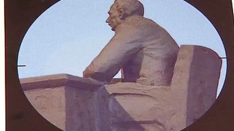 Pomník podle Pavla Doskočila