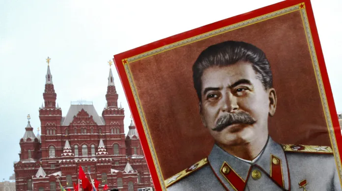 Moskveská demonstrace na podporu Stalina