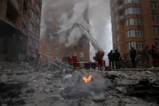 Rusové provedli dosud největší útok na ukrajinská města. Mrtvých jsou tři desítky, zraněných přes sto šedesát