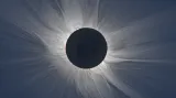 Čeští vědci na Špicberkách pozorovali zatmění Slunce