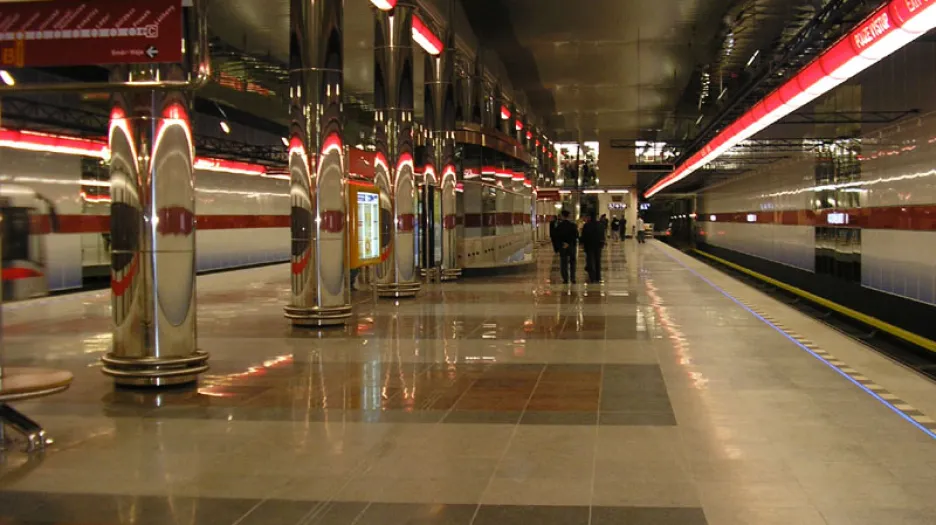 Stanice metra Letňany