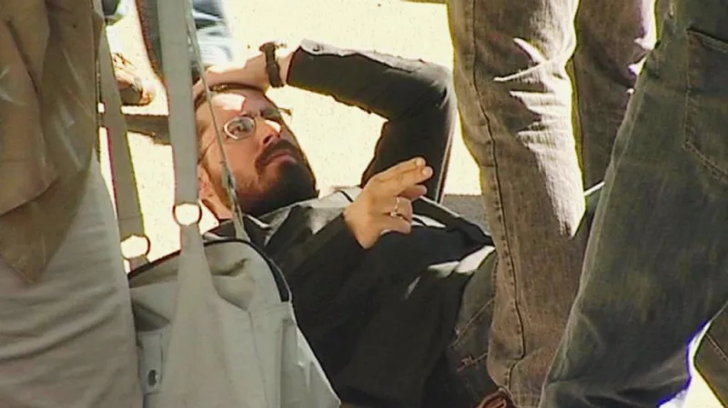 Jiří Jungman při rekonstrukci střelby