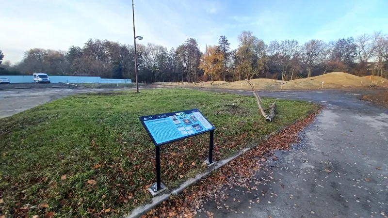 Bývalý areál cestařů v Říčanech u Prahy, kde vzniká park, na snímku z 12. listopadu 2025