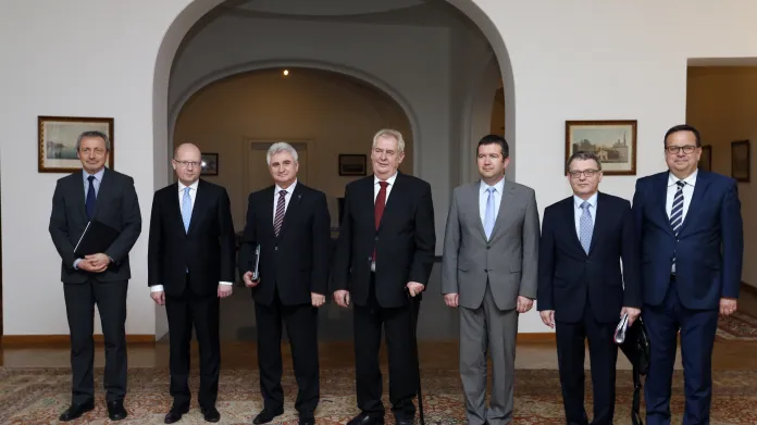 Schůzka ústavních činitelů na Pražském hradě
