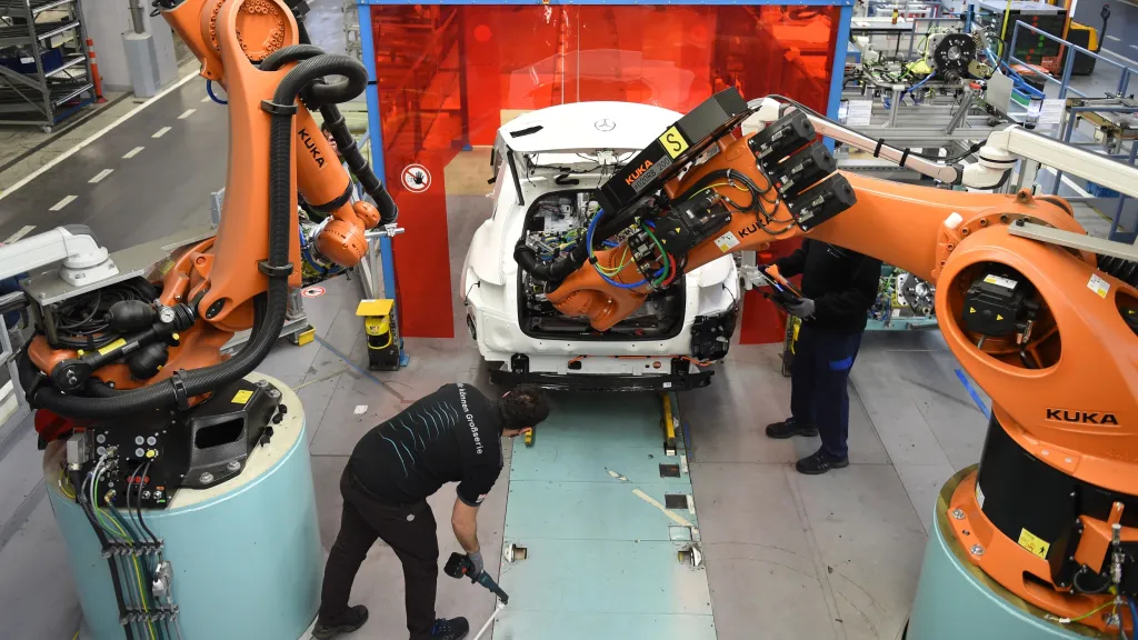 Výroba vozů Mercedes-Benz v německých Brémách