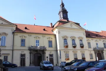 PŘEHLEDNĚ: Povolební vyjednávání napříč Českem pokračují