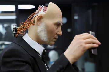 Čína sází na humanoidní roboty. V továrnách už nahrazují lidi