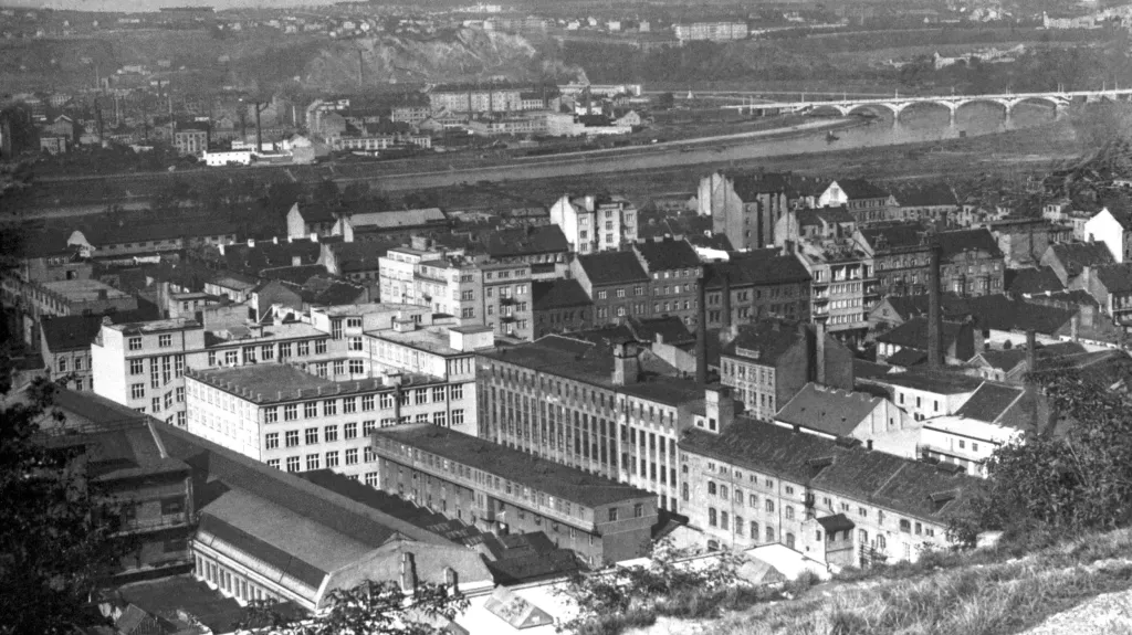 Nové budovy strojíren Českomoravská-Kolben-Daněk (ČKD), na snímku z 1. ledna 1932