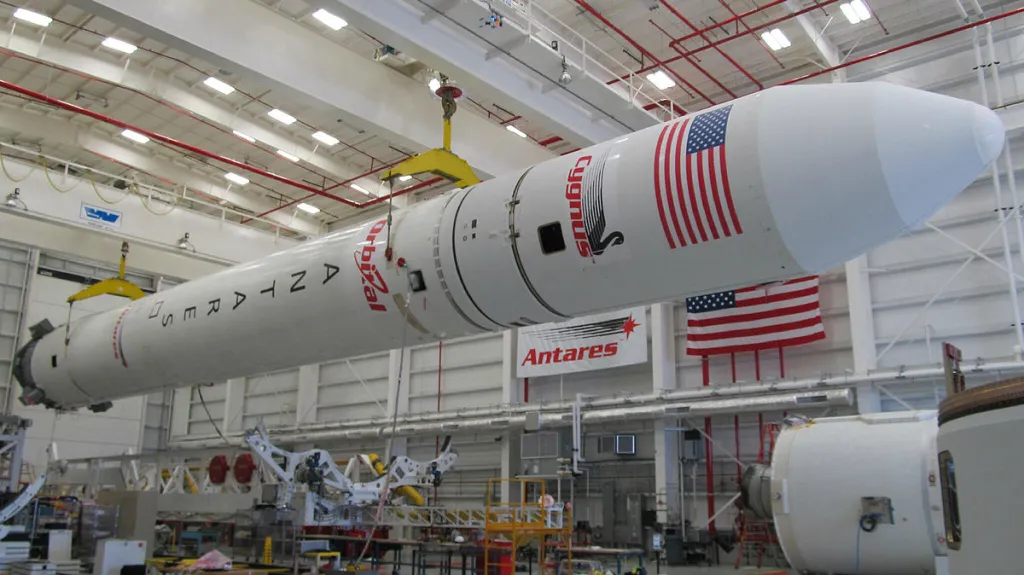 Raketa Antares