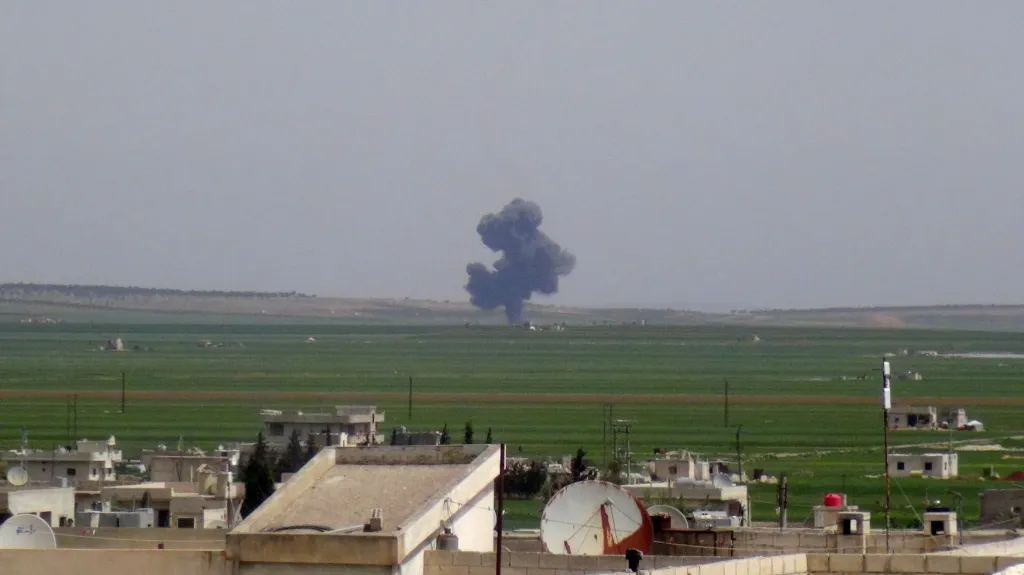 Radikálové u Aleppa sestřelili vojenské letadlo