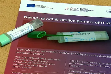 Vytipovaní lidé dostávají poštou set k vyšetření rakoviny tlustého střeva