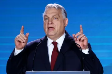 Budapešť nevrátí Kyjevu zabavené peníze. Přiznává, že případ souvisí s Družbou