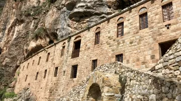 Maronitský klášter v údolí Kadíša