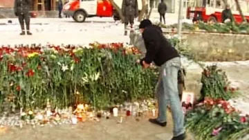 Rusko si připomíná oběti požáru klubu v Permu