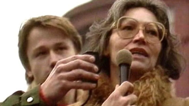 Demonstrace na Škroupově náměstí