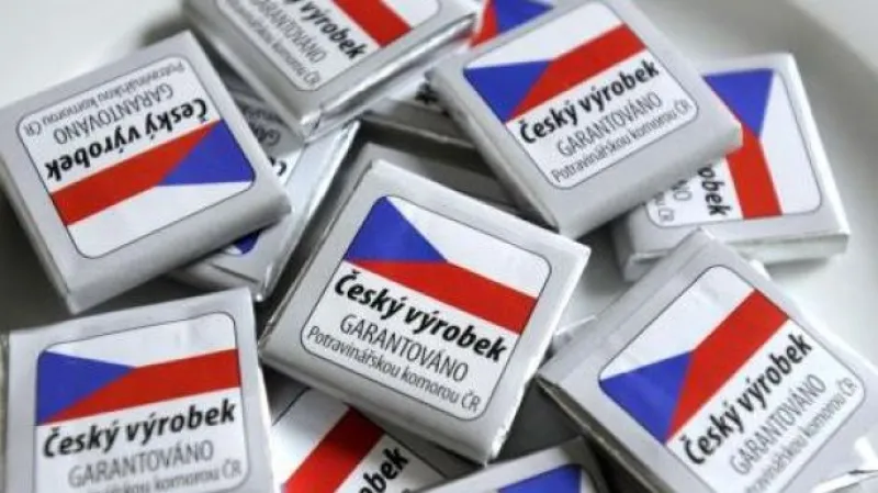 Regál s českou vlaječkou ještě neznamená český výrobek