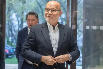 V dosluhující slovenské vládě chce skončit také šéf diplomacie Káčer
