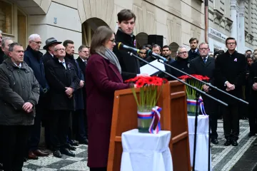 Řečníci při pietě u Hlávkovy koleje vyzdvihovali důležitost vzdělání
