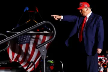 Biden, Trump i Obama se před volbami sjeli do Pensylvánie. Strany tam vedou těsný souboj