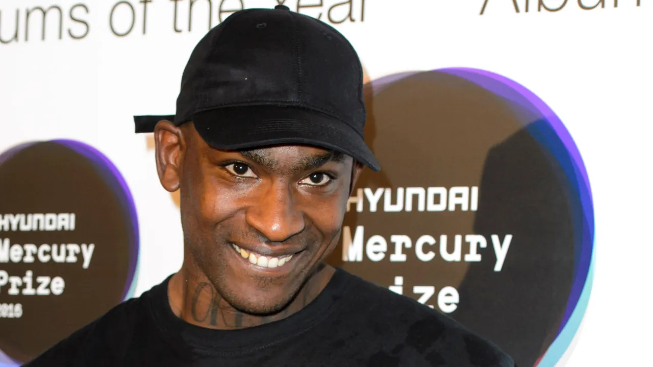 Lepší muzika než Bowie a Radiohead. Mercury Prize vyhrál rapper Skepta ...