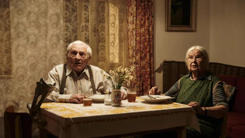 Z filmu Manželé Stodolovi