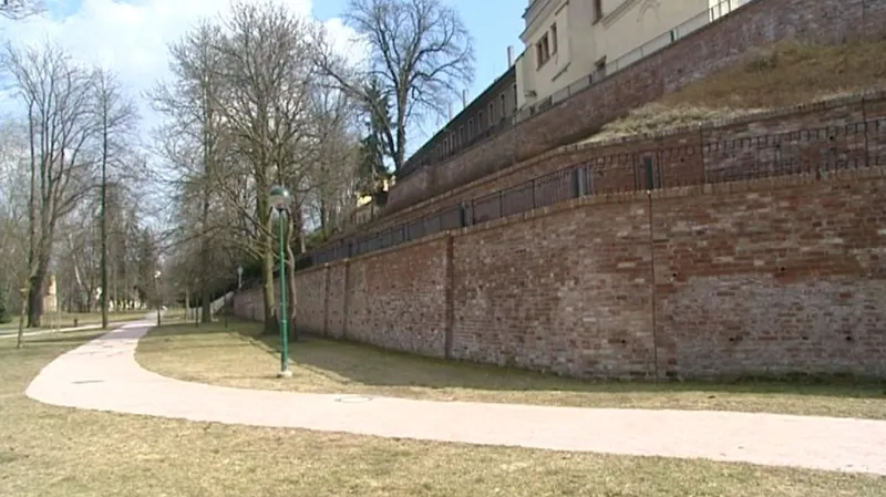 Část hradeckého opevnění