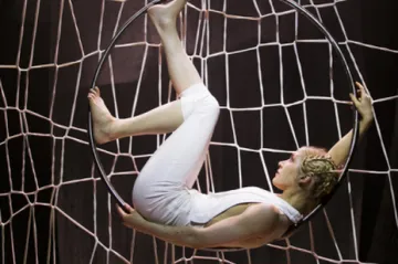 Cirkus Cirkör při Pletení míru nepustí oko