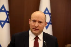 Premiér Bennett vyzval Izraelce se zbrojním pasem, aby se vyzbrojili