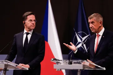 Uděláme vše pro plnění závazků NATO, řekl Babiš po jednání s Ruttem