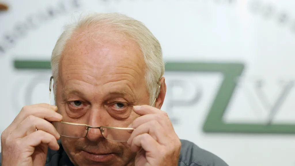 Šéf Asociace samostatných odborů Bohumír Dufek