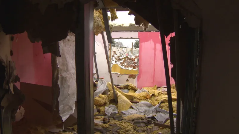 Demolice ubytovny ve Starých Ždánicích