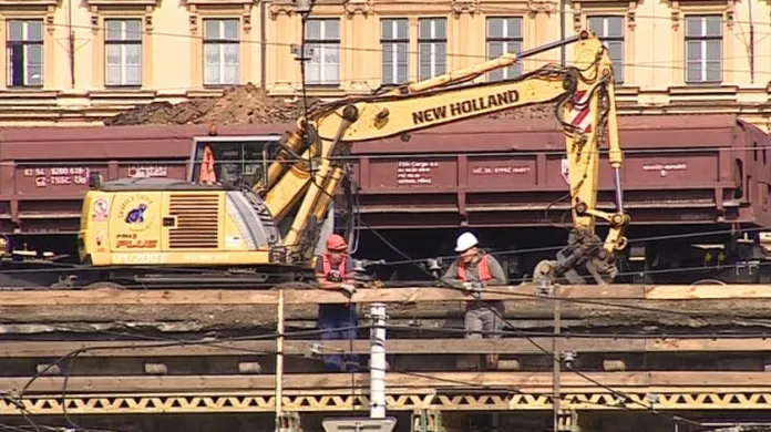 Oprava viaduktu u Křenové ulice v Brně