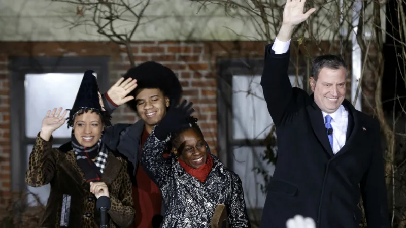 Bill de Blasio při inauguračním ceremoniálu v Brooklynu