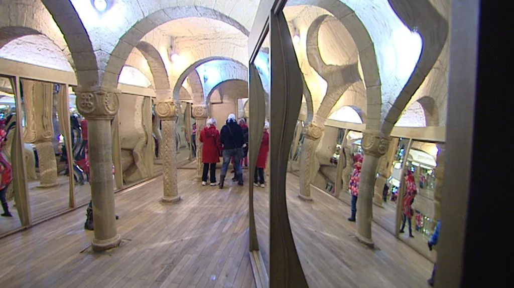 Zrcadlové bludiště