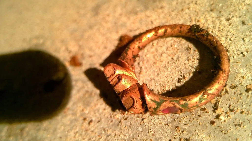 Snubní prsten posledního rožmberského páru, Petra Voka z Rožmberka a Kateřiny z Ludanic