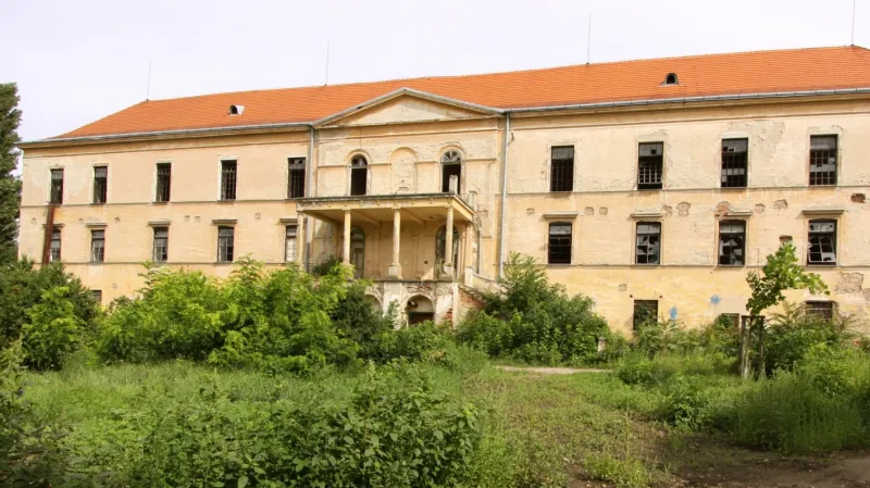 Zámek Hrušovany nad Jevišovkou