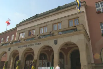 Koaliční vyjednávání ve Zlíně se nehýbou. Rozpory okolo Ivo Valenty trvají