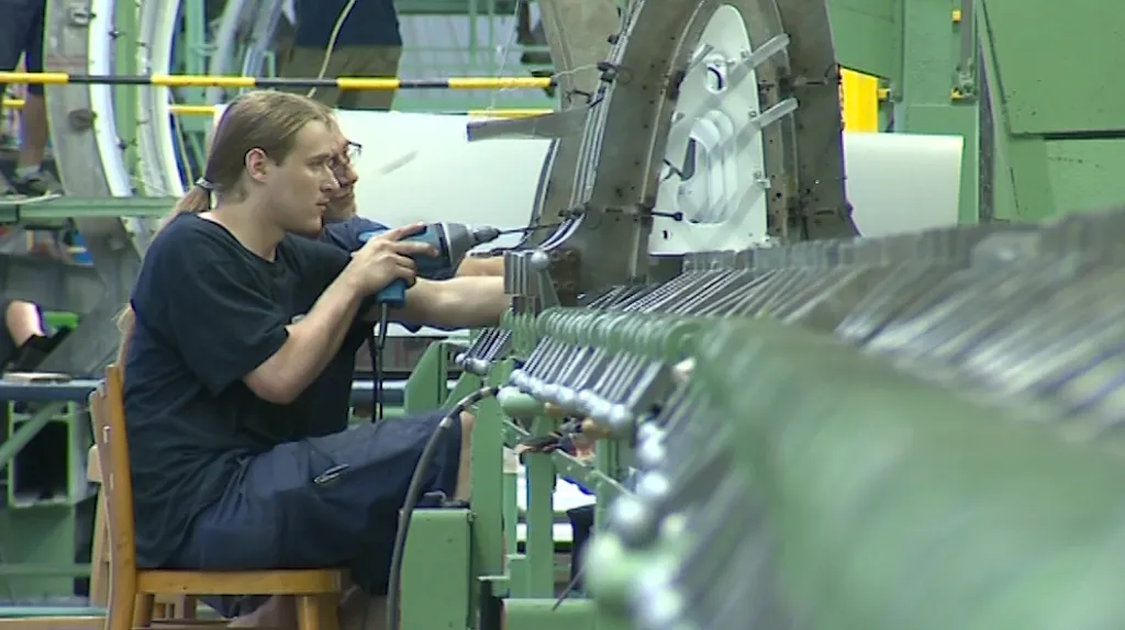 Aircraft Industries zaměstnává téměř tisíc lidí