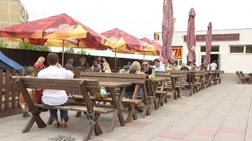 Restaurace v Brně-Bystrci, ve které dívka dostávala najíst