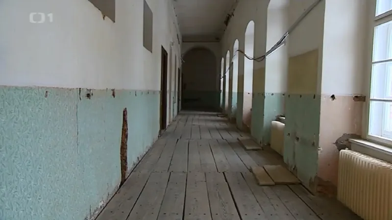 Opravy zámku v Hošťálkovech na Krnovsku