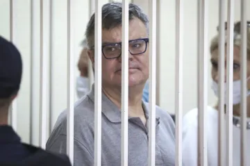 Běloruský soud poslal opozičníka Babaryku na čtrnáct let do vězení. Vykonstruovaná obvinění, reagují obhájci