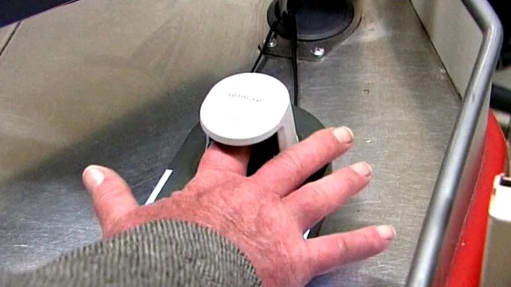 Placení využívající otisku prstu