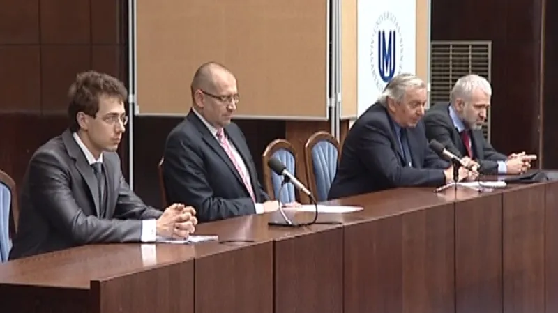 Volba nového rektora MU na právnické fakultě