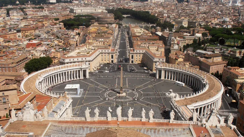 Svatopetrské náměstí