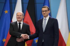  Scholz se představil v Polsku. Vyjádřil mu podporu v napjaté situaci na východě 