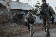 Ukrajinská armáda dokončila stahování svých jednotek u obce Zolote