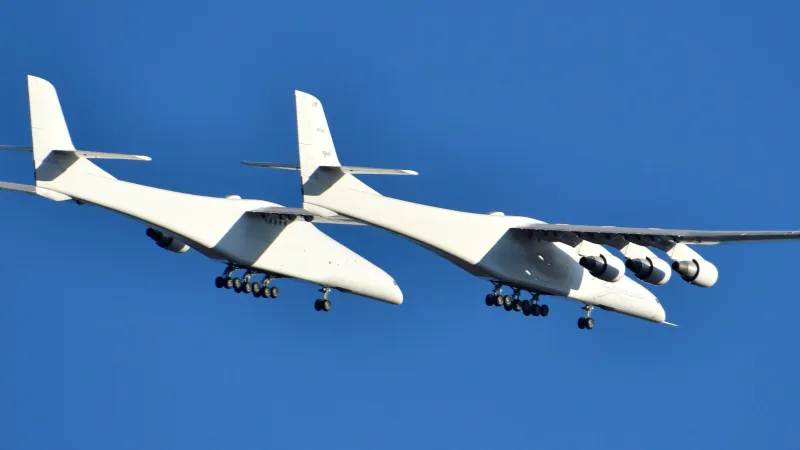 První let letadla Stratolaunch