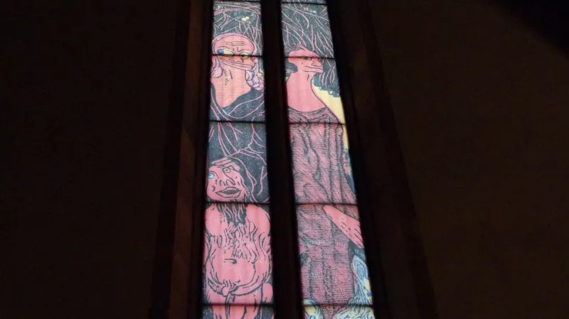 Vitráž s motivy Josefa Váchala