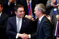 Makedonie je o krok blíže vstupu do NATO. Ministr zahraničí podepsal přístupový protokol