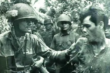 Američtí piloti už přestávali plnit rozkazy k náletům. USA opustily Vietnam před padesáti lety